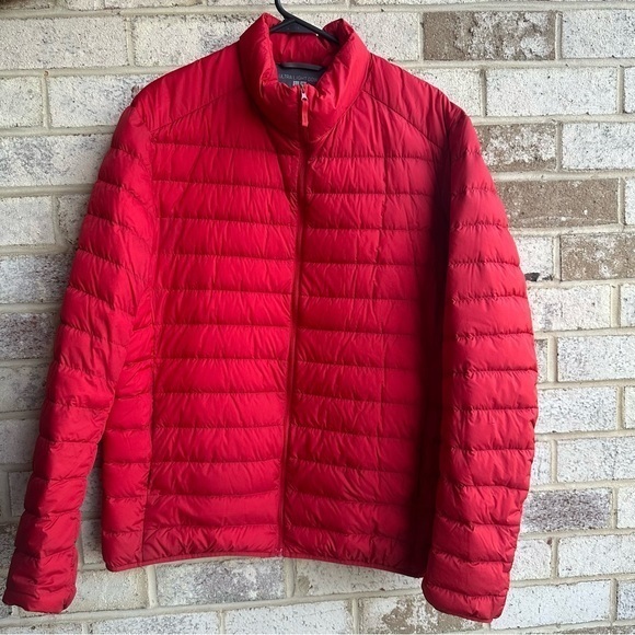 Uniqlo Other - Uniqlo red ultra light down puffer size XLarge